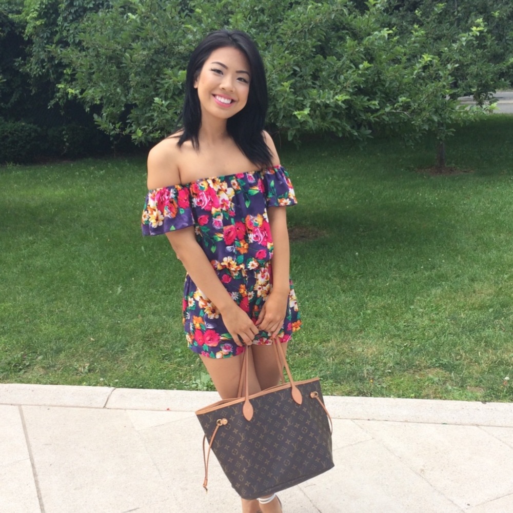 🛍 FASHIONNOVA FLORAL ROMPER